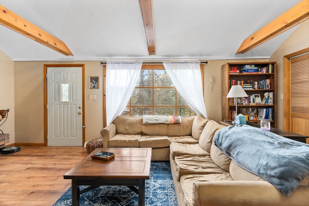 929 Shaker Road Westfield, MA 01085 - Photo 11 of 33 Gallery Image 11
