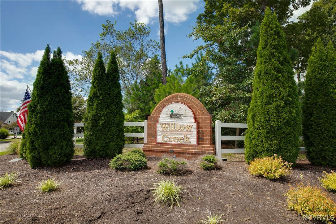 11506 Avening Road Midlothian, VA 23112 - Photo 50 of 50 a view of a garden with plants and garden