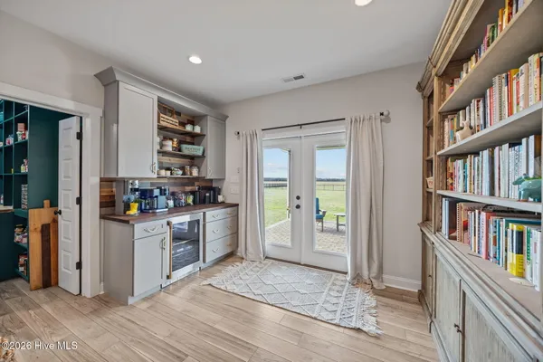 $749,900 | 2754 Wildflower Lane, Grimesland, NC 27837