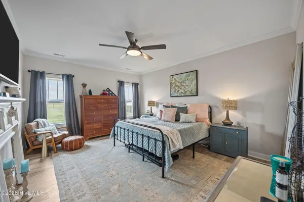 $749,900 | 2754 Wildflower Lane, Grimesland, NC 27837