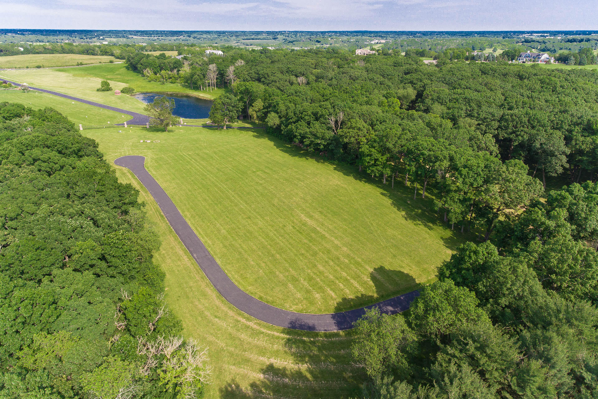 Lt24 Trinity Lane Geneva, WI 53147 - Photo 6 of 29 Majestic Setting