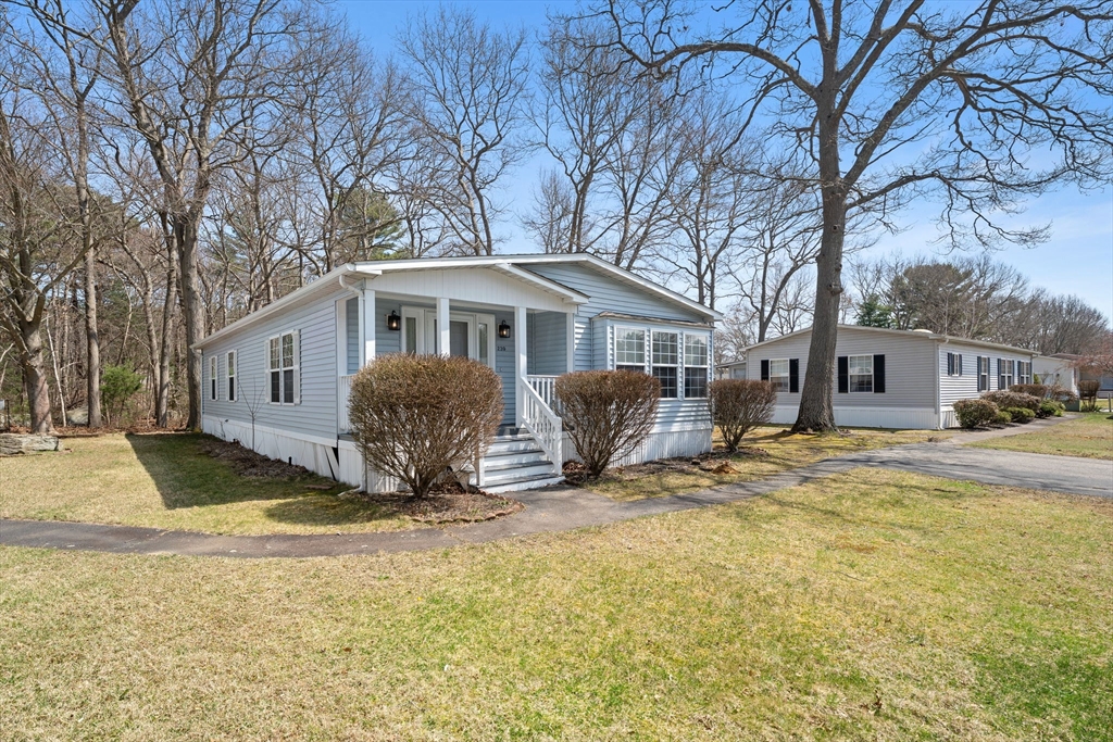 239 Mapleleaf Drive Taunton, MA 02780 - Photo 2 of 33