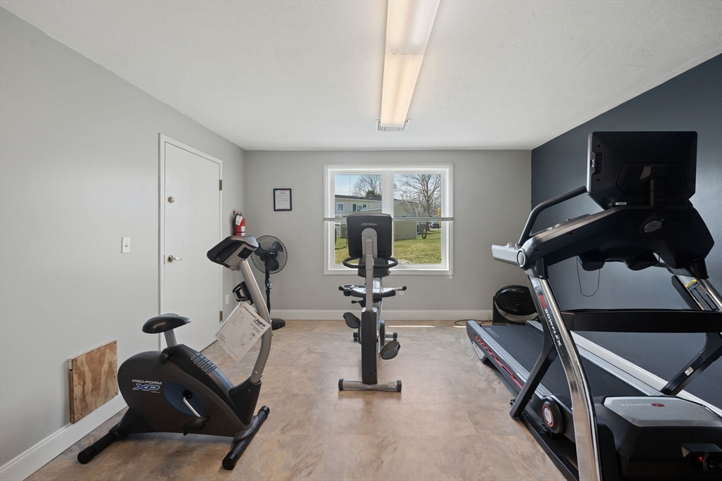 239 Mapleleaf Drive Taunton, MA 02780 - Photo 31 of 33