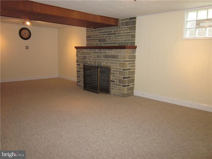 906 Inverness Lane Philadelphia, PA 19128 - Photo 15 of 22 Basement - Finished