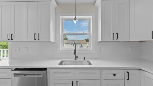 $549,900 | 41 North Cornell Avenue, Warren, RI 02885