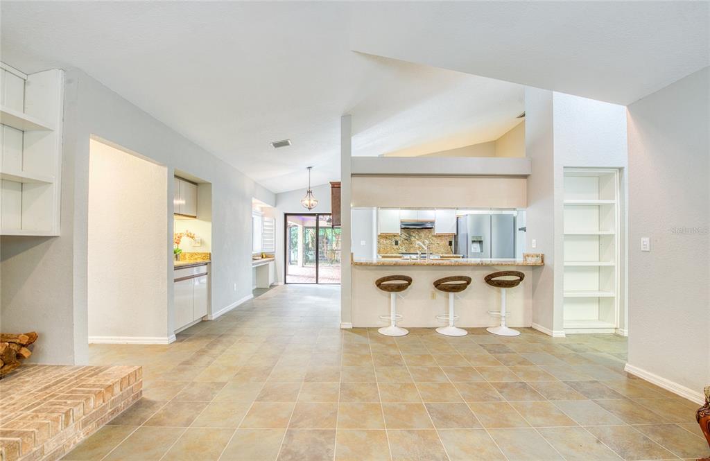 44 Ridgecroft Lane Safety Harbor, FL 34695 - Photo 13 of 58 Gallery Image 13