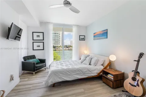 $6,950 | 901 Brickell Key Boulevard, Unit 305, Miami, FL 33131