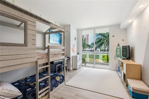 $6,950 | 901 Brickell Key Boulevard, Unit 305, Miami, FL 33131