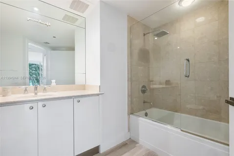 $6,950 | 901 Brickell Key Boulevard, Unit 305, Miami, FL 33131