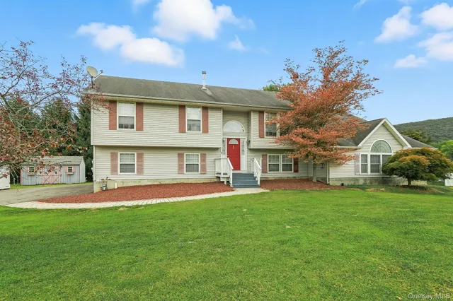 $799,900 | 20 Bernadette Way, Washingtonville, NY 10992