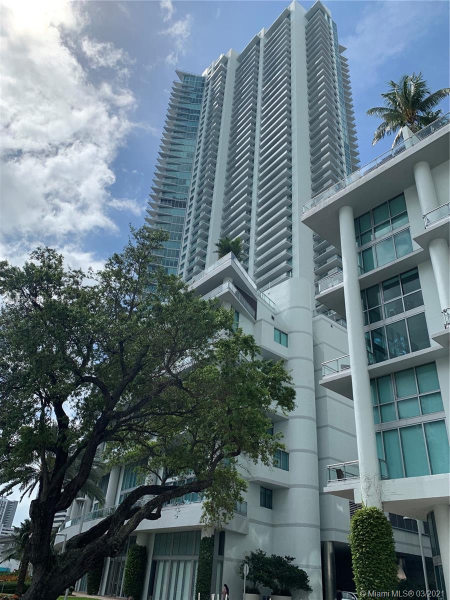 92 Southwest 3rd Street, Unit 4204 Miami, FL 33130 - Photo 1 of 16