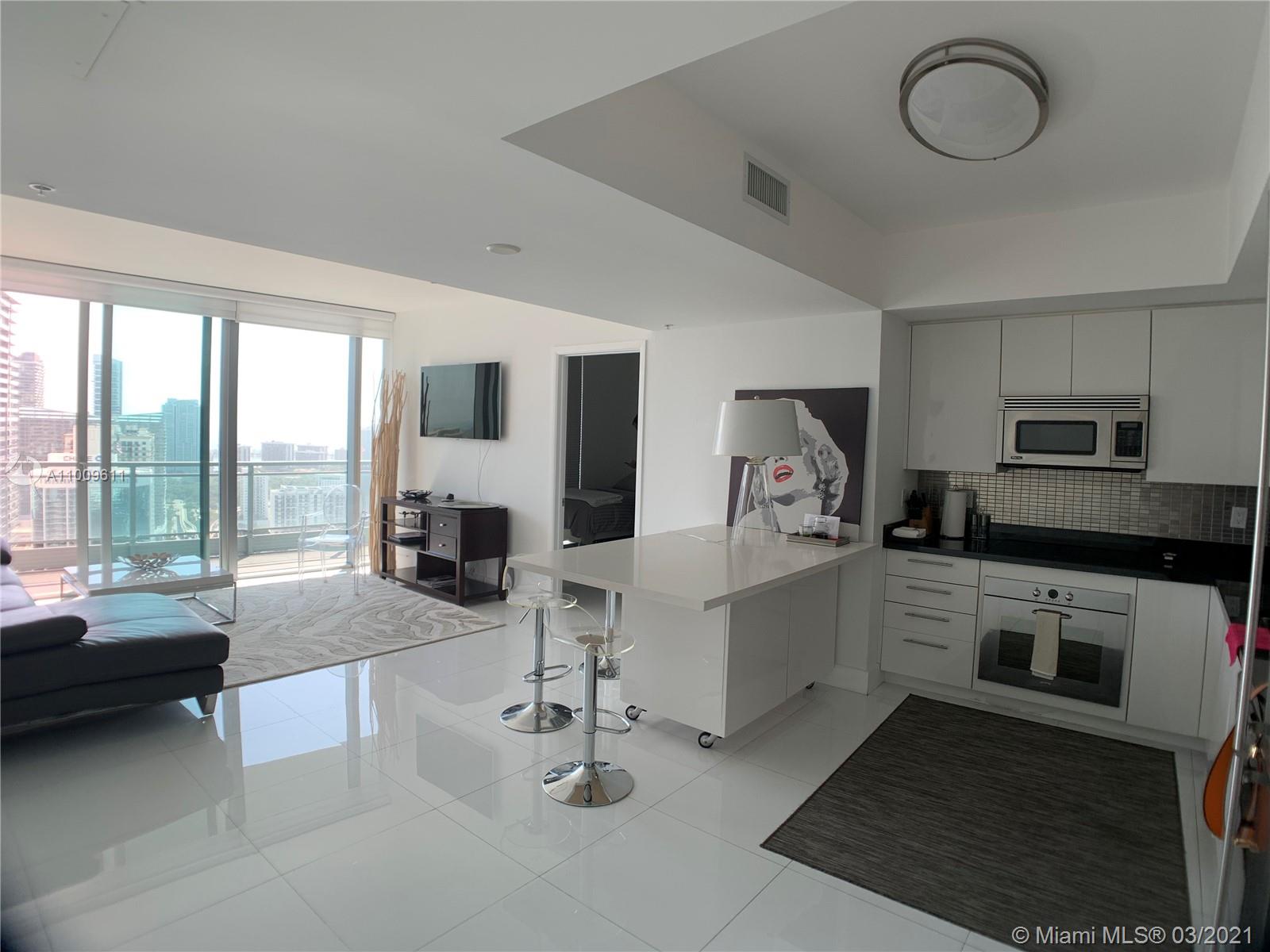 92 Southwest 3rd Street, Unit 4204 Miami, FL 33130 - Photo 3 of 16