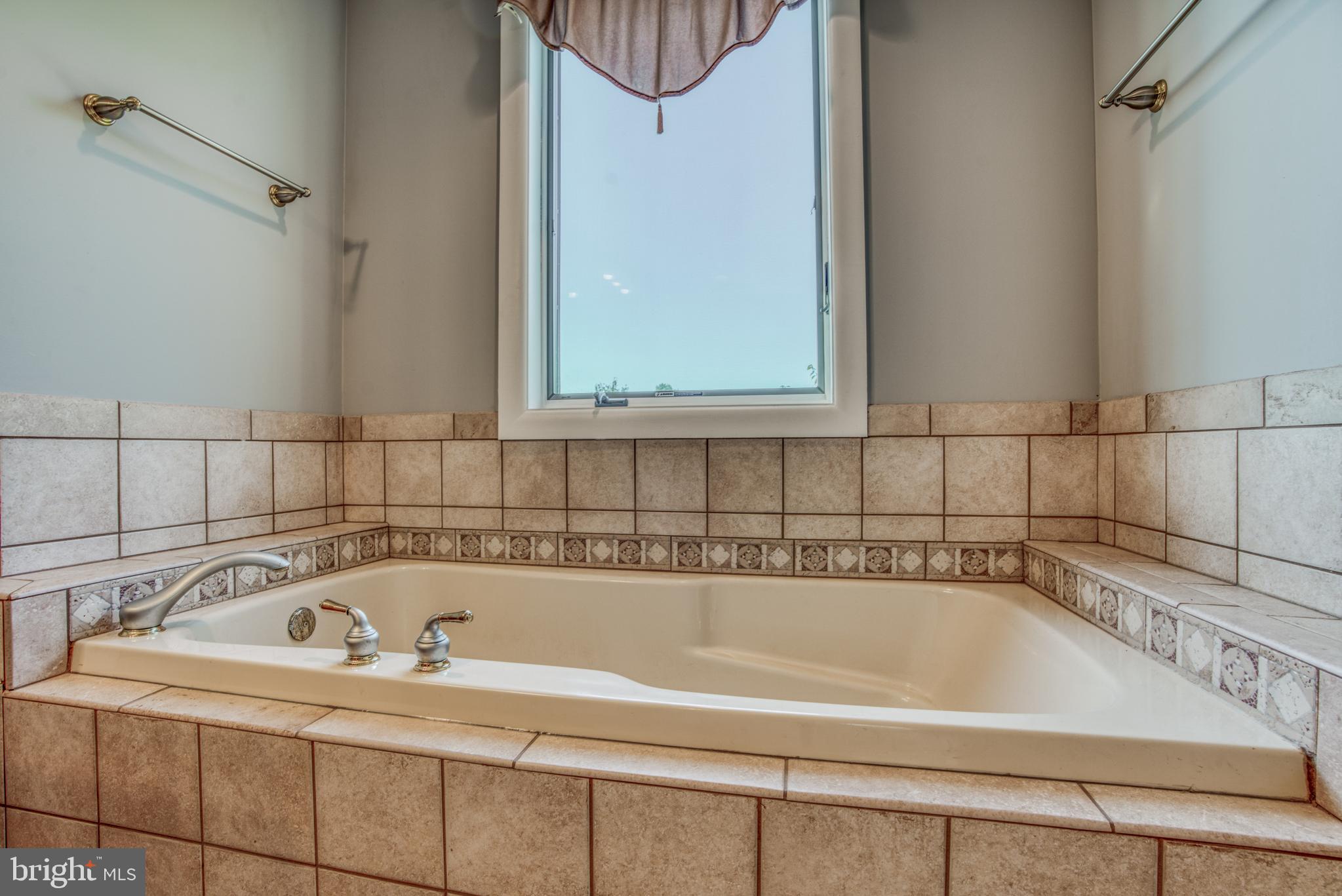 2231 Corbett Road Monkton, MD 21111 - Photo 26 of 60 Master Bathroom