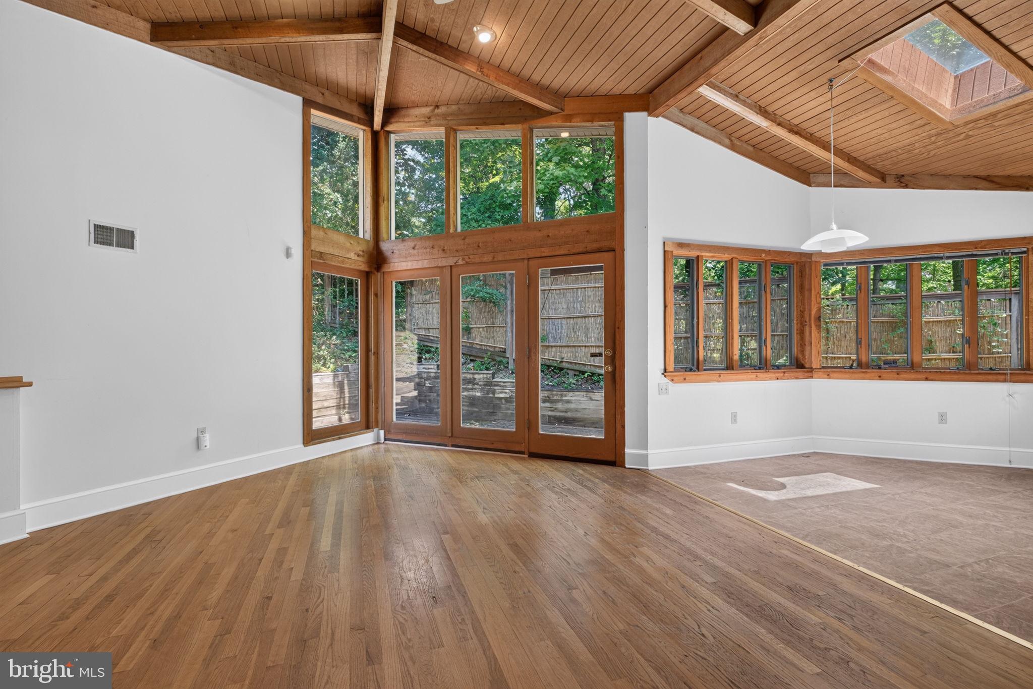2963 Albemarle Street Northwest Washington, DC 20008 - Photo 21 of 45