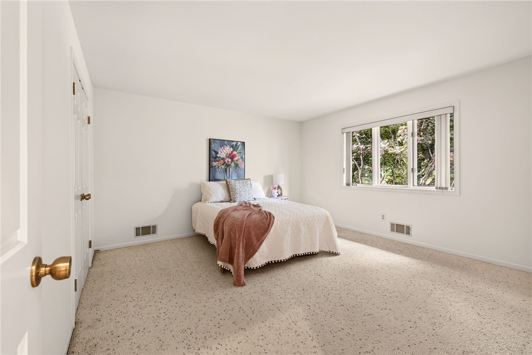 2 Sutton Point Pittsford, NY 14534 - Photo 39 of 50 Gallery Image 39