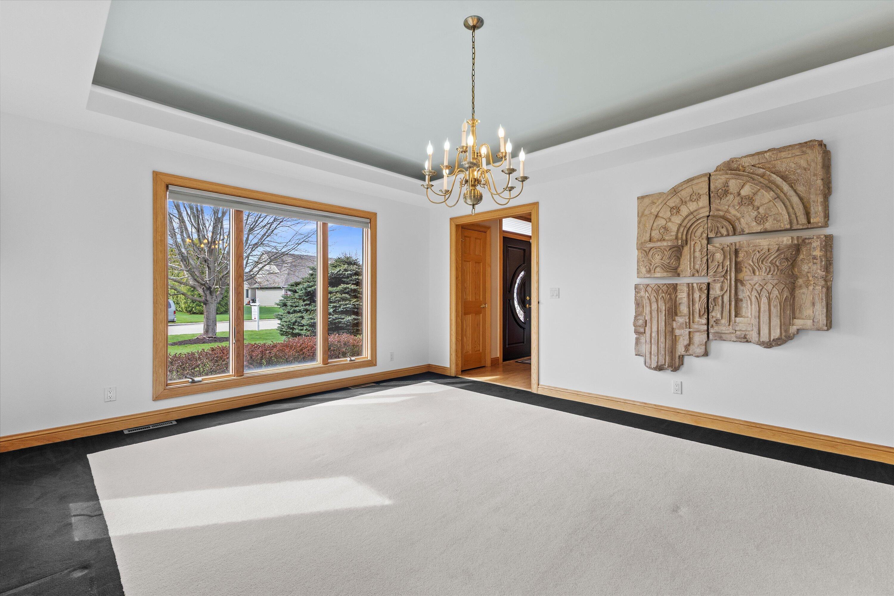 1218 5 Mile Road Caledonia, WI 53402 - Photo 25 of 48 Dining Room
