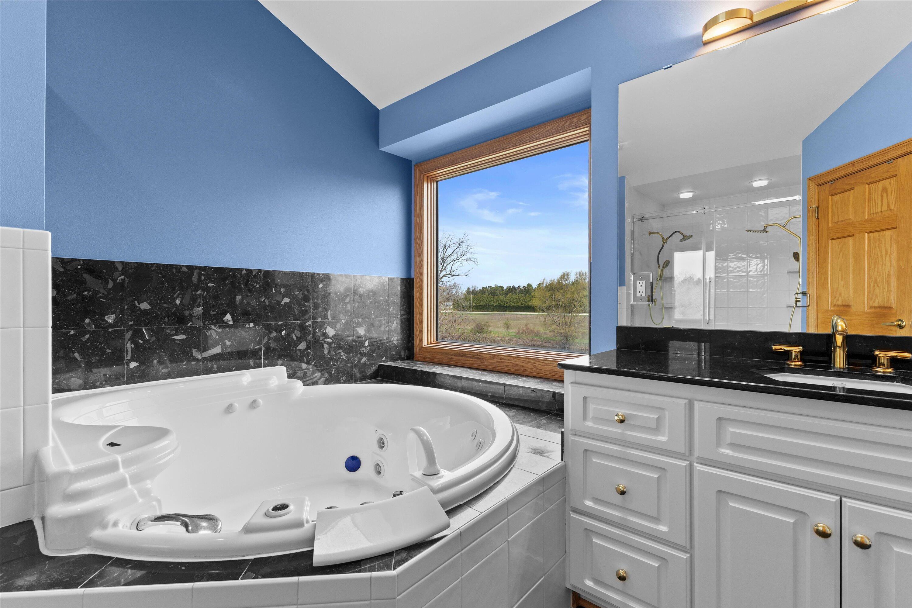 1218 5 Mile Road Caledonia, WI 53402 - Photo 31 of 48 Primary Suite Bathroom