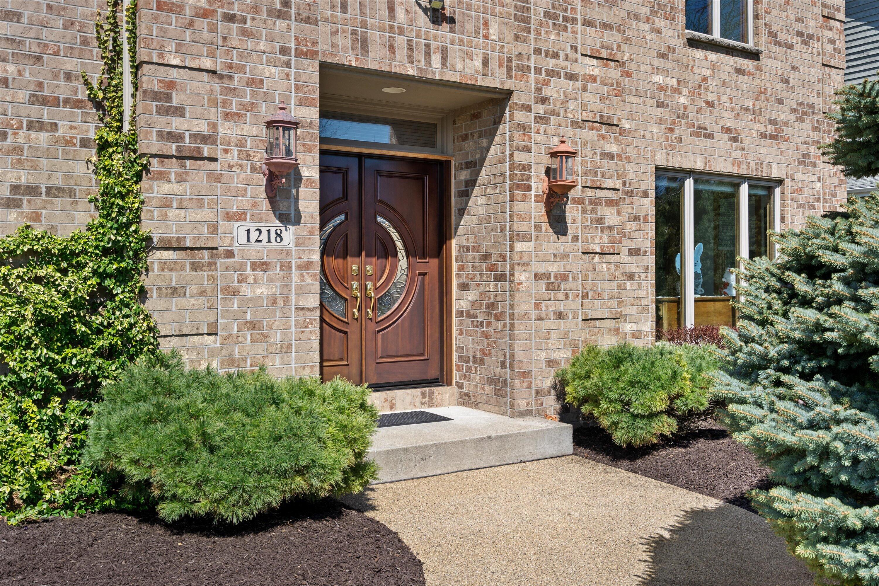 1218 5 Mile Road Caledonia, WI 53402 - Photo 46 of 48 Front Entrance