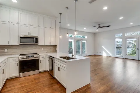$464,900 | 5711 Ross Avenue, Unit 5, Dallas, TX 75206