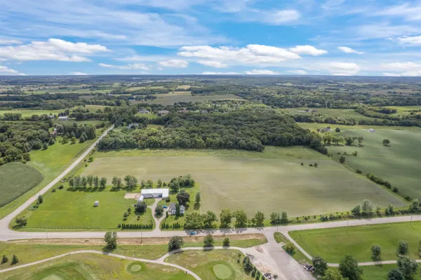 $3,500,000 | 5431 Lincoln, Oregon, WI 53575