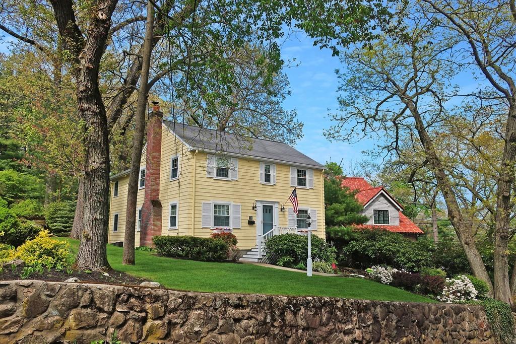 11 Prospect Hill Road Lexington, MA 02421 - Photo 1 of 24 a front view of a house with a yard