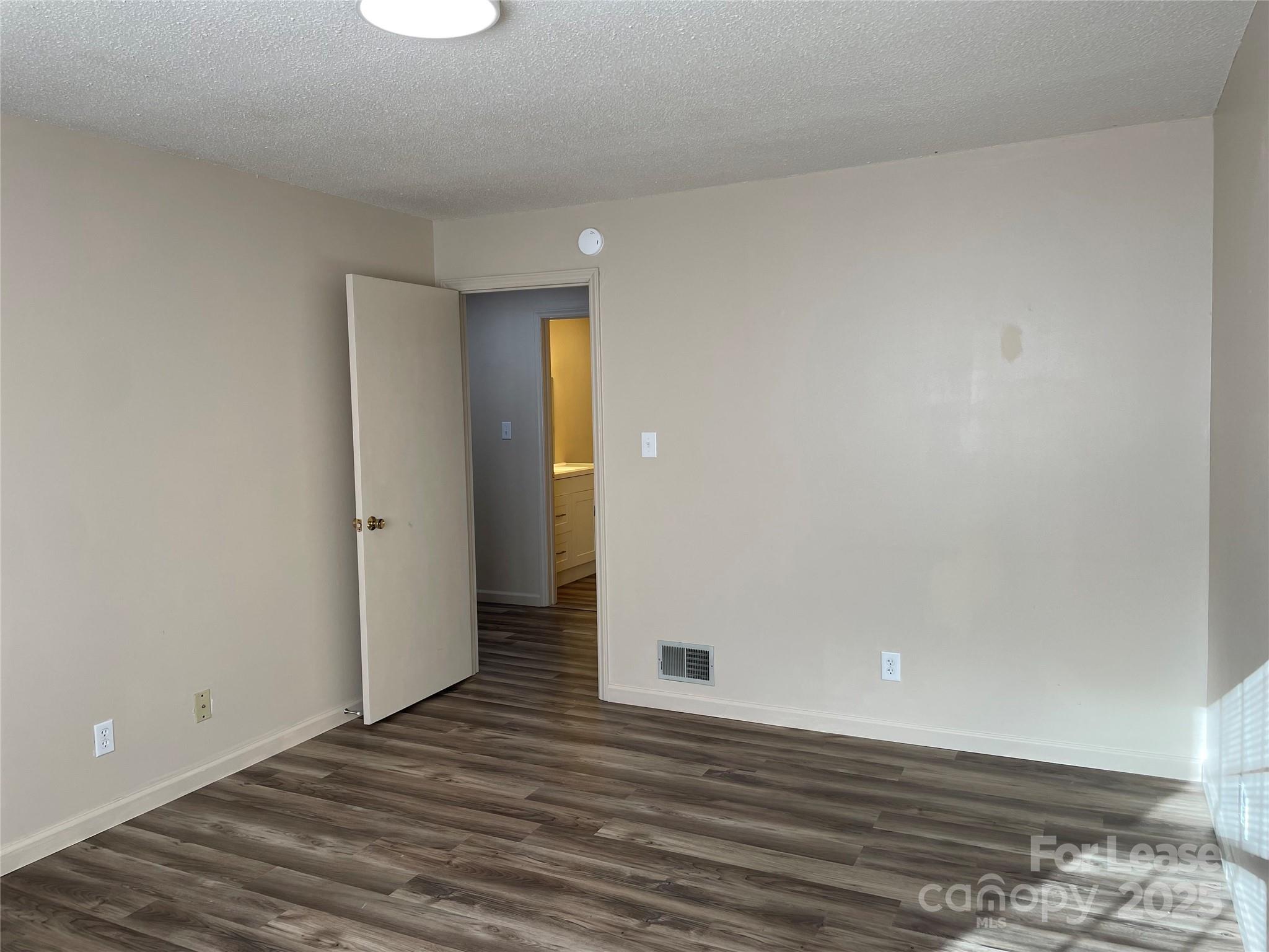 118 Ross Street, Unit B3 Morganton, NC 28655 - Photo 11 of 17