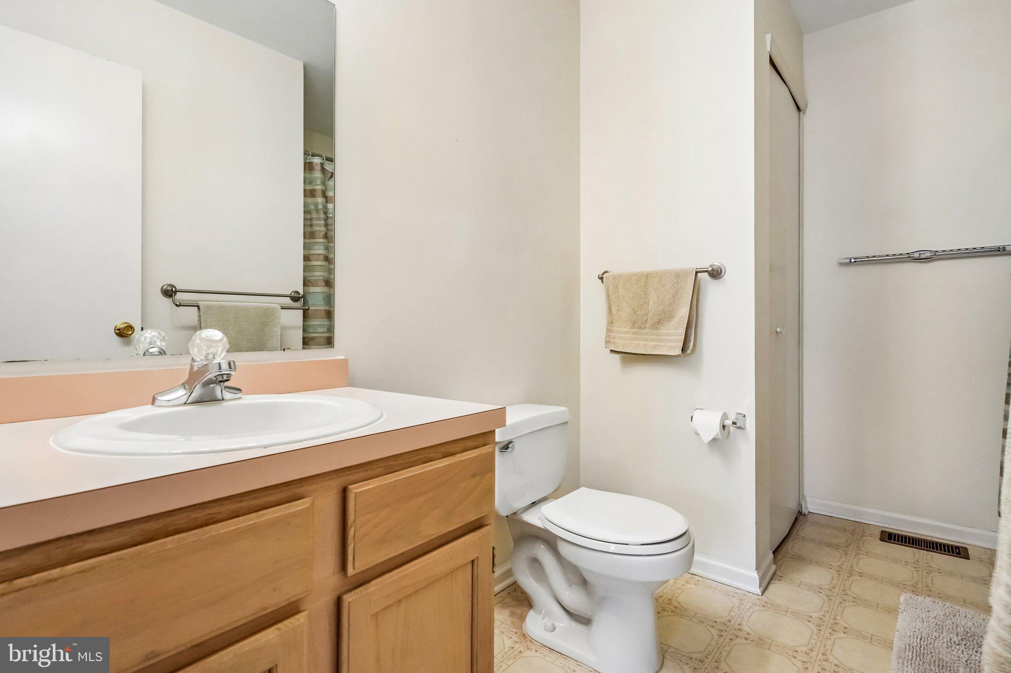 19 Regency Court Marlton, NJ 08053 - Photo 20 of 25