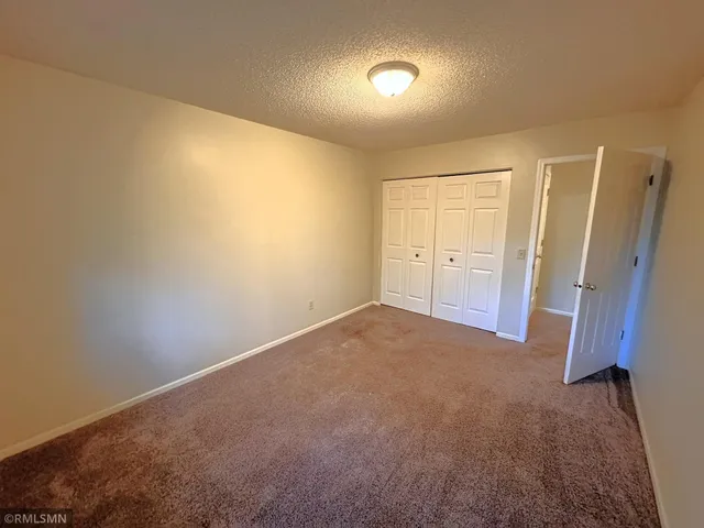 $1,900 | 535 6th Street North, Unit A, North Hudson, WI 54016