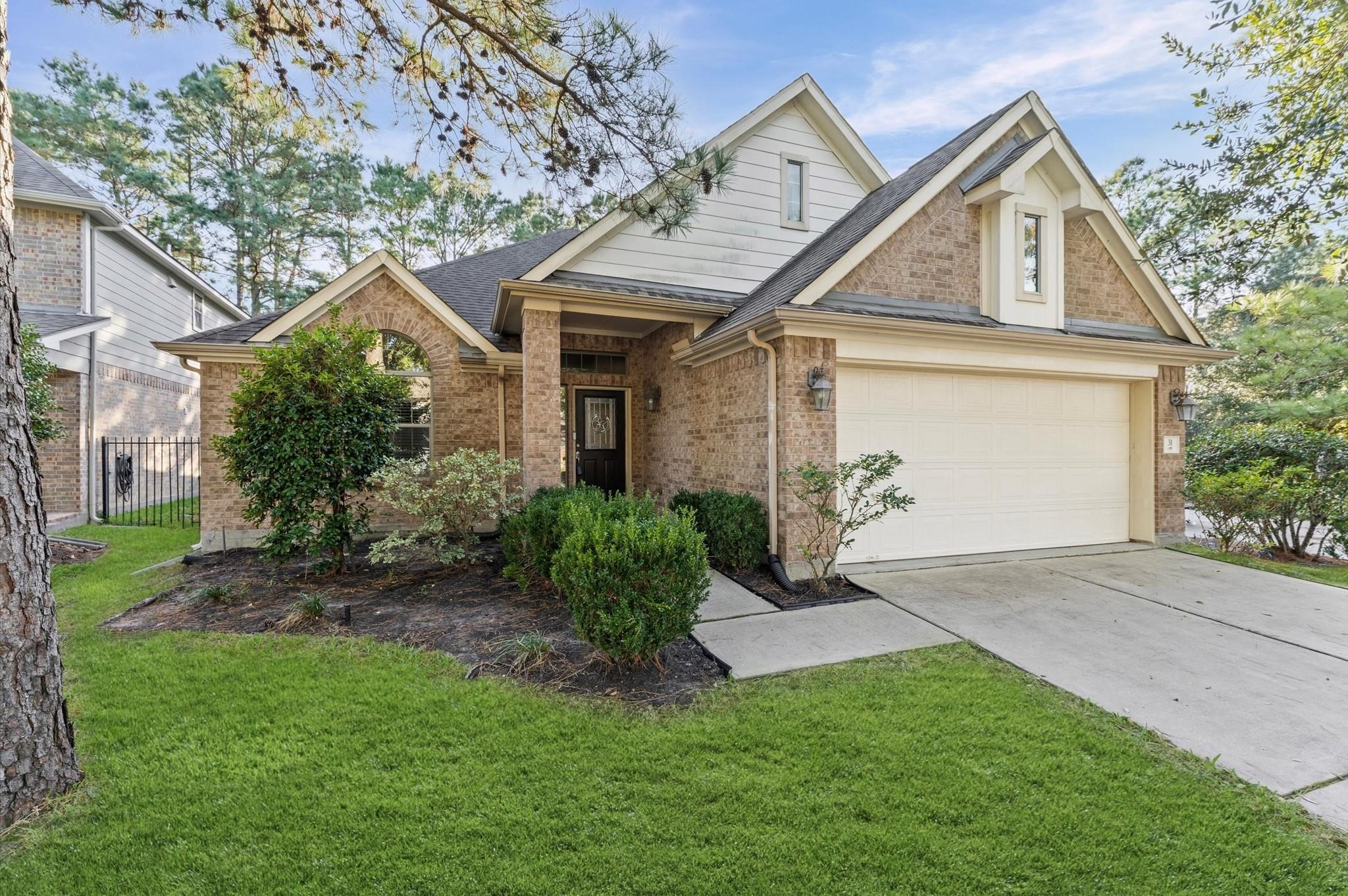 31 Pleasant Point Place Spring, TX 77389 - Photo 2 of 36