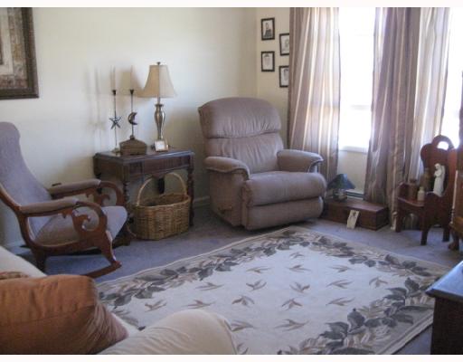 8 Sparrow Drive Westerly, RI 02891 - Photo 4 of 8 Living Room.