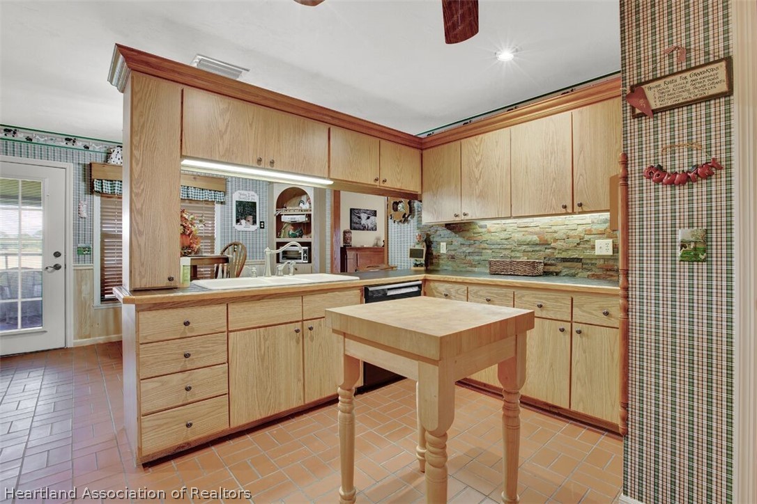 10962 Payne Road Sebring, FL 33875 - Photo 5 of 30 Gallery Image 5