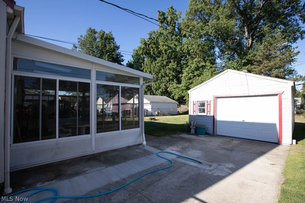 764 Pendley Road Eastlake, OH 44095 - Photo 25 of 31