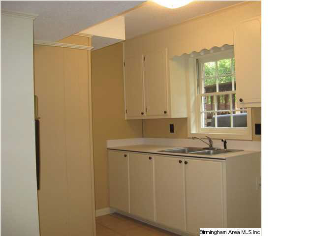 4301 Ridgemont Avenue Northport, AL 35473 - Photo 16 of 28