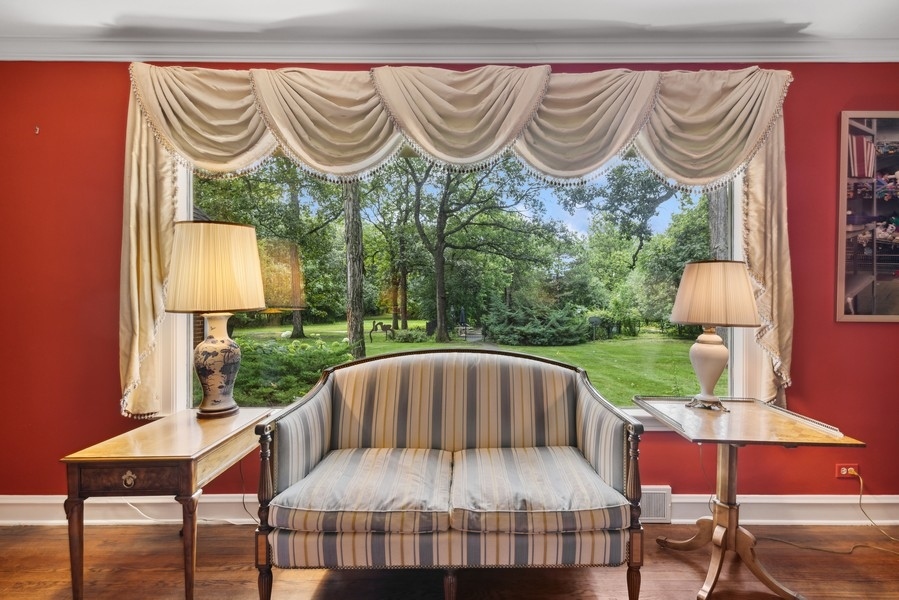 321 Oak Brook Road Oak Brook, IL 60523 - Photo 15 of 40 a balcony view with a seating space