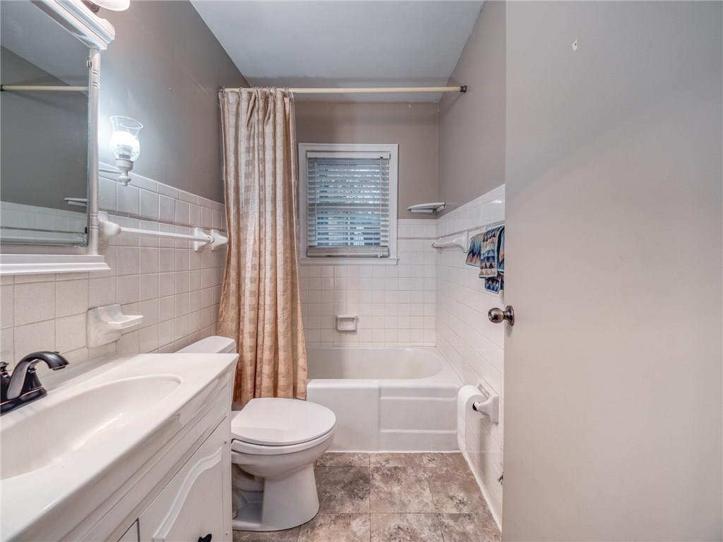 150 West Thompson Road Indianapolis, IN 46217 - Photo 16 of 47 Gallery Image 16