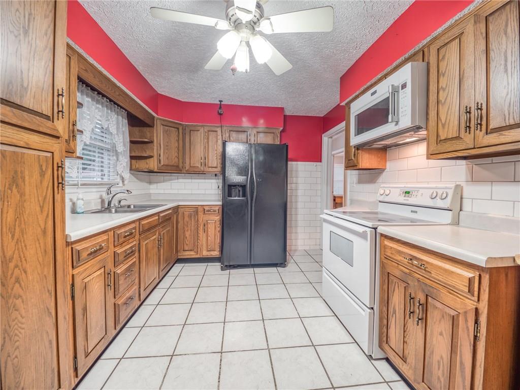 150 West Thompson Road Indianapolis, IN 46217 - Photo 20 of 47 Gallery Image 20