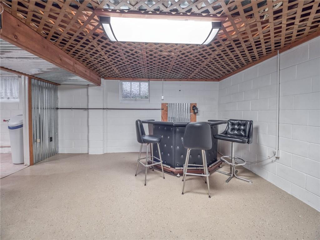 150 West Thompson Road Indianapolis, IN 46217 - Photo 28 of 47 Gallery Image 28