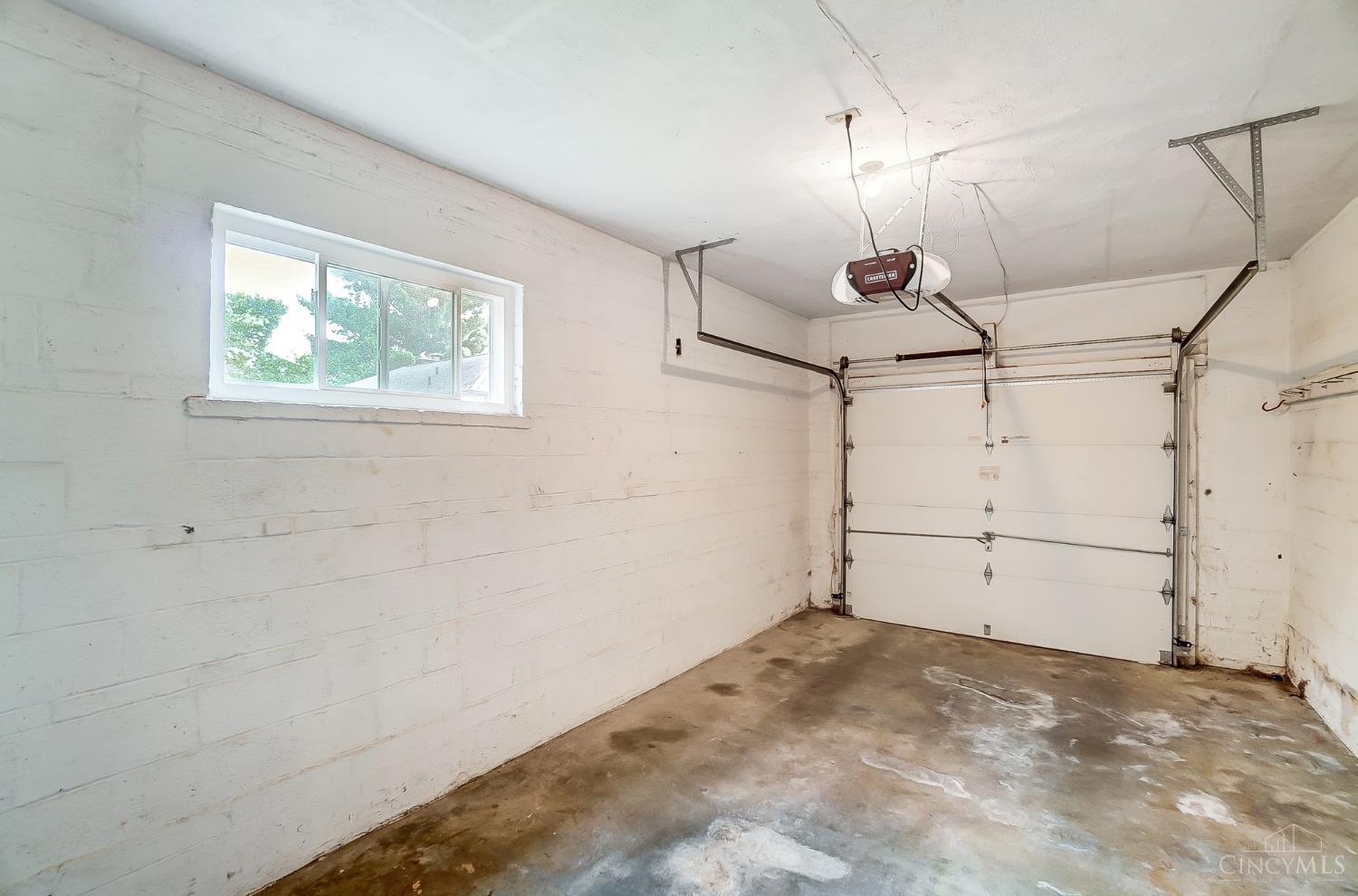 7914 Woodruff Road Cincinnati, OH 45255 - Photo 37 of 43 Gallery Image 37