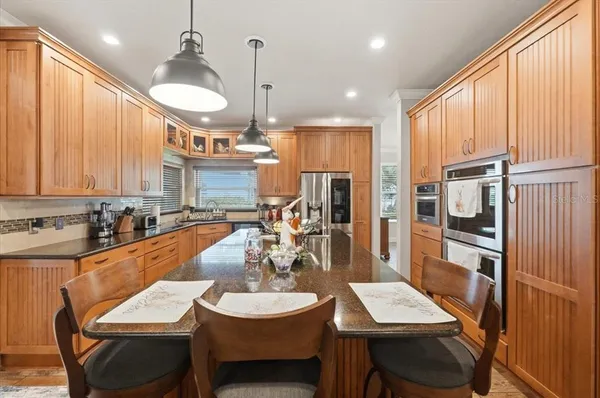 $799,900 | 2000 Lake Ariana Boulevard, Auburndale, FL 33823