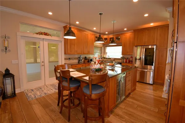 $799,900 | 2000 Lake Ariana Boulevard, Auburndale, FL 33823