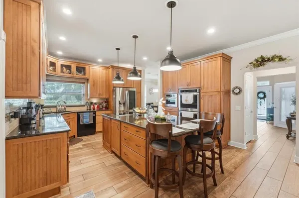 $799,900 | 2000 Lake Ariana Boulevard, Auburndale, FL 33823