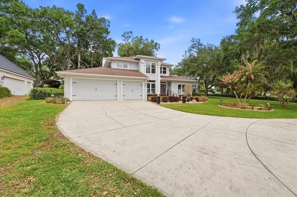 $799,900 | 2000 Lake Ariana Boulevard, Auburndale, FL 33823