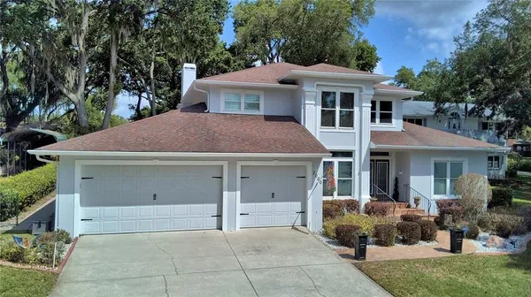 $799,900 | 2000 Lake Ariana Boulevard, Auburndale, FL 33823