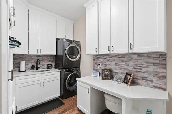 $799,900 | 2000 Lake Ariana Boulevard, Auburndale, FL 33823