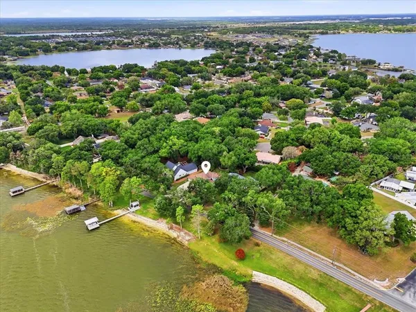 $799,900 | 2000 Lake Ariana Boulevard, Auburndale, FL 33823