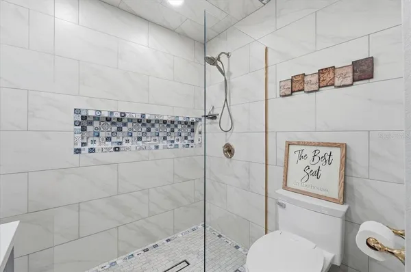 $799,900 | 2000 Lake Ariana Boulevard, Auburndale, FL 33823