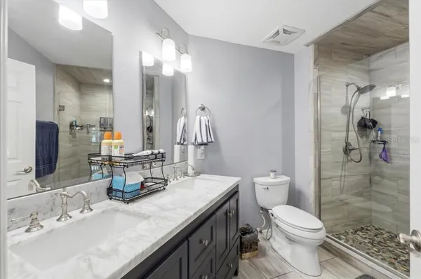 $799,900 | 2000 Lake Ariana Boulevard, Auburndale, FL 33823