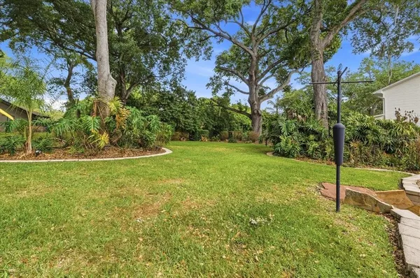 $799,900 | 2000 Lake Ariana Boulevard, Auburndale, FL 33823