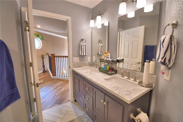 $799,900 | 2000 Lake Ariana Boulevard, Auburndale, FL 33823