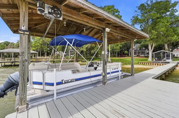 $799,900 | 2000 Lake Ariana Boulevard, Auburndale, FL 33823